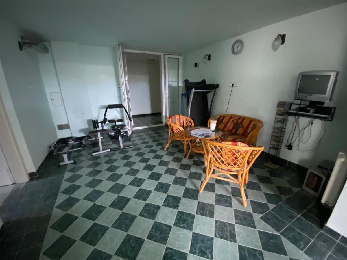 A- Villa Balatonfüred Buitenkant foto